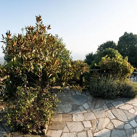 Pelion House With Wonderful View בית נופש ויזיצה